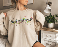 Christmas Cow Sweatshirt, Cow Lights Sweater, Cow Women Sweatshirt, Cow Lover Shirt, Christmas Sweatshirt, Highland Cow Crewneck, Farm Xmas